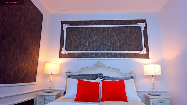 Snapshot of SharonBonet chatting on 30, 9, 2025 SharonBonet online show from 30, 9, 2025