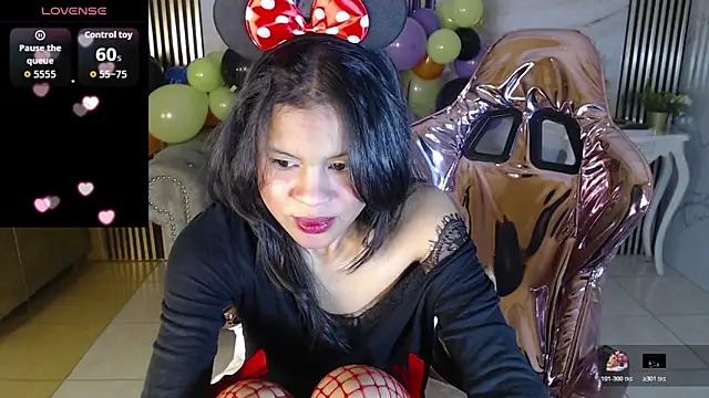 Snapshot of catalina5_s chatting on 28, 10, 2025 catalina5 s online show from 28, 10, 2025