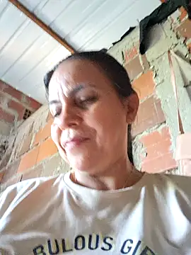 Lucerito-Hot online show from 28, 9, 2025