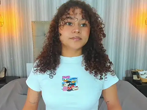 Sofiapassionne online show from 10, 3, 2026