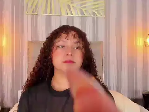 Snapshot of Sofiapassionne chatting on 15, 1, 2026 Sofiapassionne online show from 15, 1, 2026