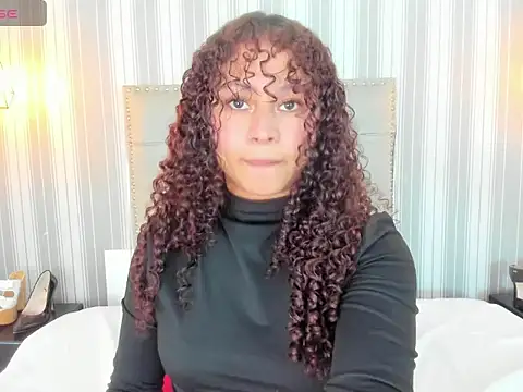 Snapshot of Sofiapassionne chatting on 8, 2, 2026 Sofiapassionne online show from 8, 2, 2026