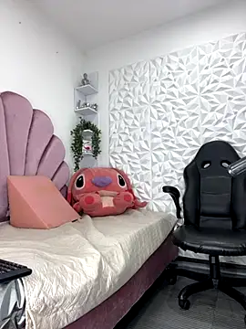 carlalee e online show from 10, 10, 2025