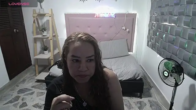 Dulce  Lovee online show from 20, 12, 2025