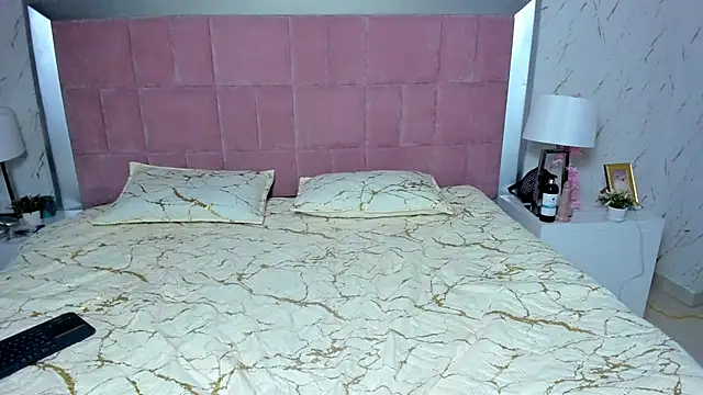 RobinBennett online show from 7, 11, 2025