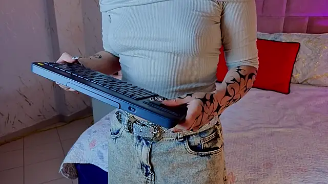 RobinBennett online show from 4, 4, 2026