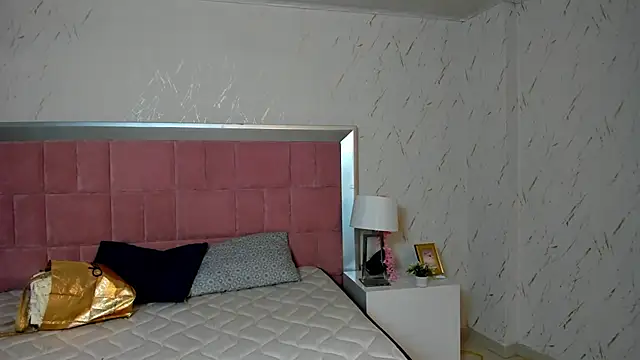 RobinBennett online show from 7, 11, 2025