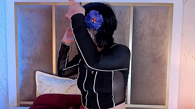 RobinBennett online show from 9, 10, 2025