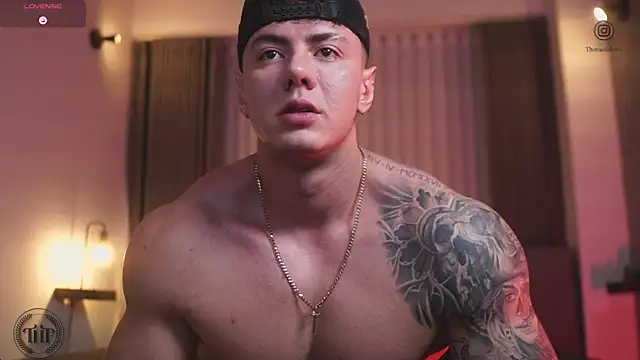 Thomas Falcon online show from 4, 11, 2025