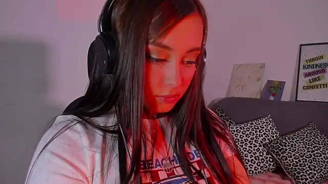 SofiaBermudez online show from 13, 2, 2026