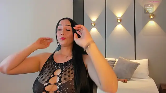 Snapshot of ashly_moonn chatting on 2, 2, 2026 ashly moonn online show from 2, 2, 2026