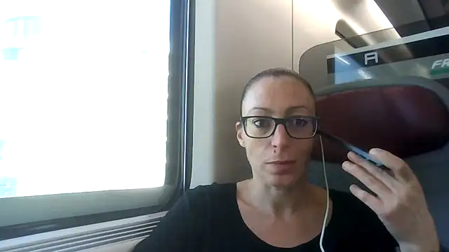 Astrid3 online show from 9, 10, 2025