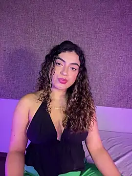 Salomeferreira  online show from 19, 9, 2025