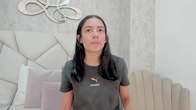 Skylerwhite02 online show from 24, 11, 2025