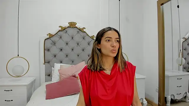 Skylerwhite02 online show from 8, 4, 2026