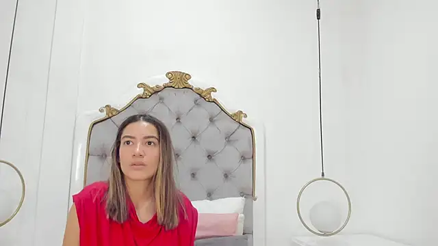 Skylerwhite02 online show from 14, 5, 2026