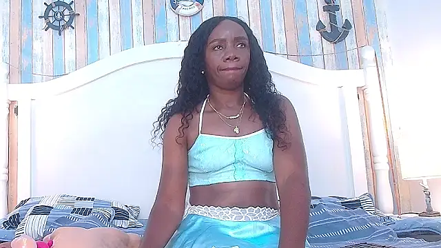 TINNATAYLOR online show from 30, 5, 2026