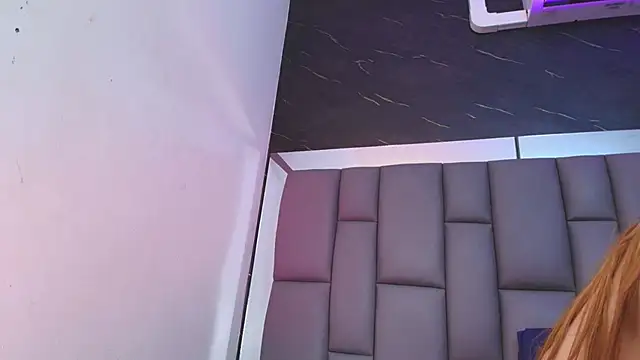 Snapshot of kissme_luna chatting on 25, 11, 2025 kissme luna online show from 25, 11, 2025