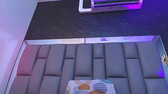 Snapshot of kissme_luna chatting on 11, 10, 2025 kissme luna online show from 11, 10, 2025