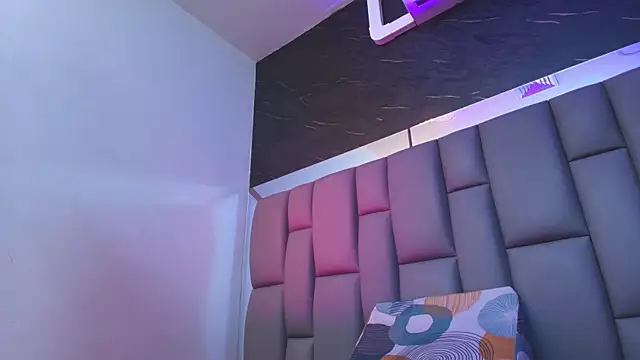 Snapshot of kissme_luna chatting on 30, 9, 2025 kissme luna online show from 30, 9, 2025