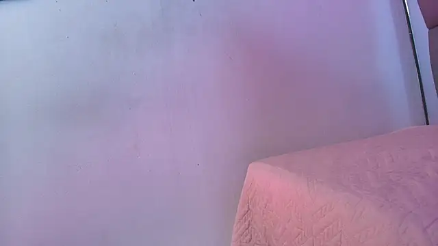 Snapshot of kissme_luna chatting on 4, 10, 2025 kissme luna online show from 4, 10, 2025