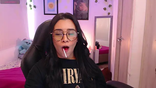 MarilynWhite  online show from 7, 10, 2025