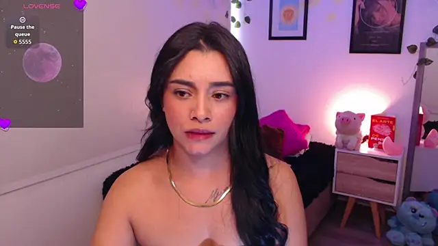 MarilynWhite  online show from 22, 10, 2025