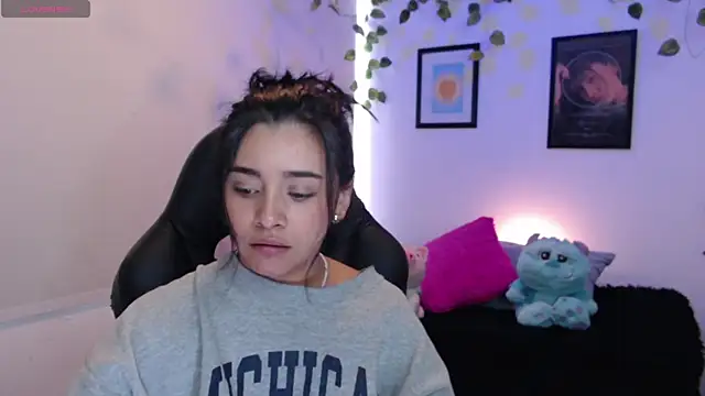 MarilynWhite  online show from 1, 10, 2025