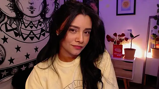 MarilynWhite  online show from 7, 11, 2025