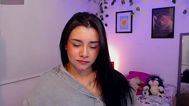 MarilynWhite  online show from 13, 10, 2025