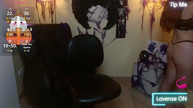 Bom BomXX online show from 28, 10, 2025