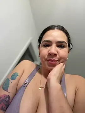 Gringo XXX Latina online show from 13, 4, 2026