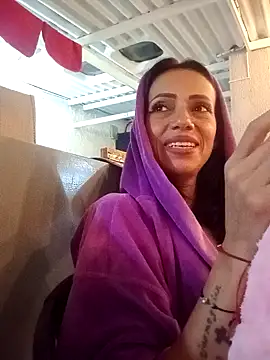 Mariam Lopez   online show from 14, 2, 2026