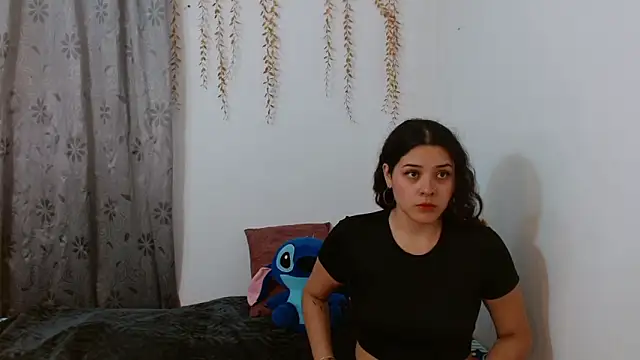 AmbarAndValery online show from 1, 12, 2025