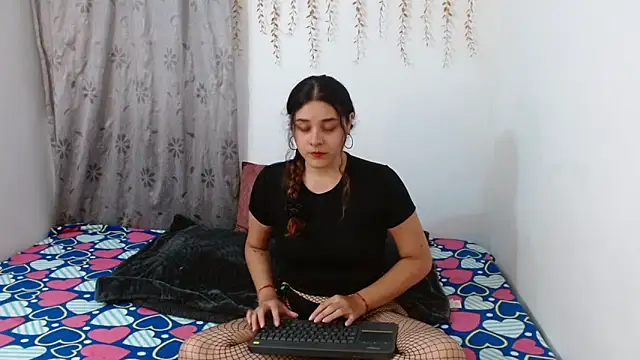 AmbarAndValery online show from 23, 11, 2025