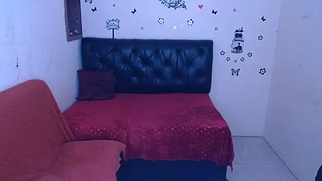 Mia2xsmith online show from 14, 10, 2025