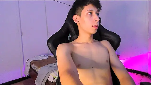 Danielsex 10 online show from 8, 1, 2026