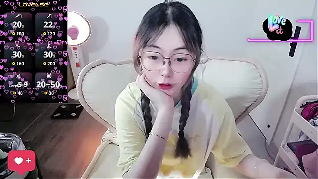 baby-yaya20 online show from 16, 3, 2026