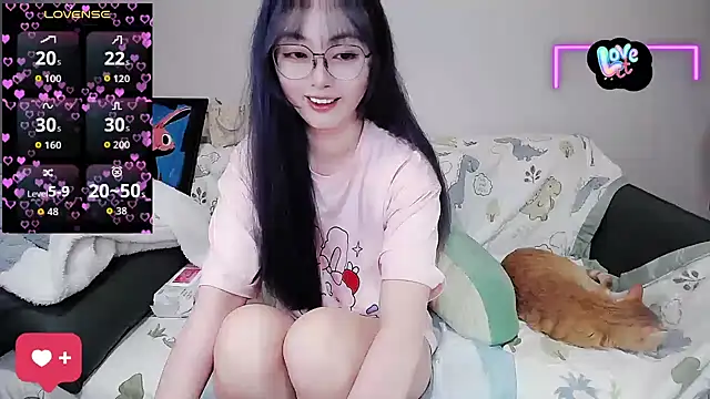 baby-yaya20 online show from 30, 10, 2025