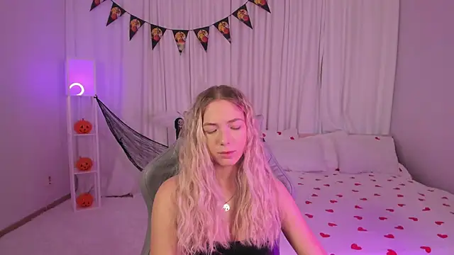 Susan Mimi online show from 25, 10, 2025