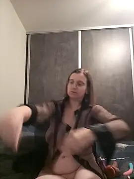 Snapshot of glam5457 chatting on 13, 11, 2025 glam5457 online show from 13, 11, 2025