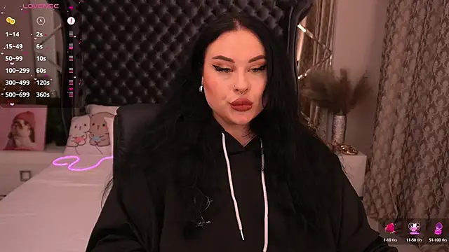 SerahMirabeli online show from 26, 9, 2025