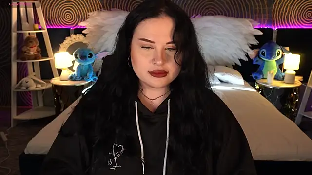 SerahMirabeli online show from 13, 11, 2025