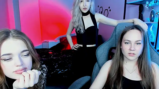 Snapshot of FlexyFox chatting on 22, 5, 2026 FlexyFox online show from 22, 5, 2026