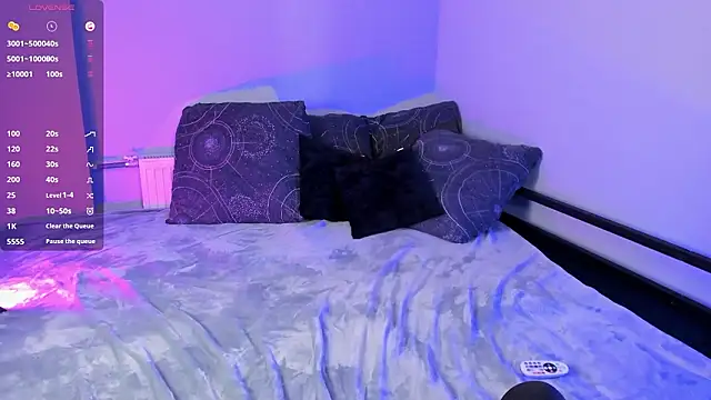 FlexyFox online show from 4, 2, 2026