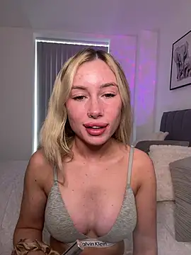 Snapshot of SexySaraxxoo chatting on 20, 2, 2026 SexySaraxxoo online show from 20, 2, 2026