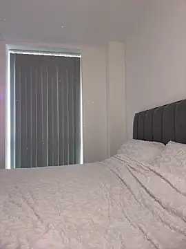 SexySaraxxoo online show from 22, 11, 2025