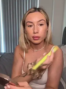 Snapshot of SexySaraxxoo chatting on 10, 2, 2026 SexySaraxxoo online show from 10, 2, 2026