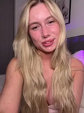 Snapshot of SexySaraxxoo chatting on 3, 2, 2026 SexySaraxxoo online show from 3, 2, 2026