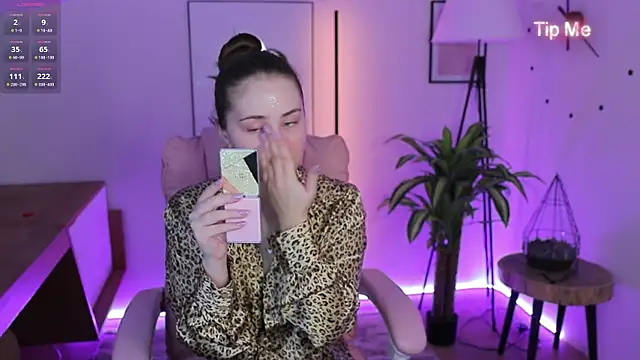 Snapshot of Sweet__Amily chatting on 22, 11, 2025 Sweet Amily online show from 22, 11, 2025